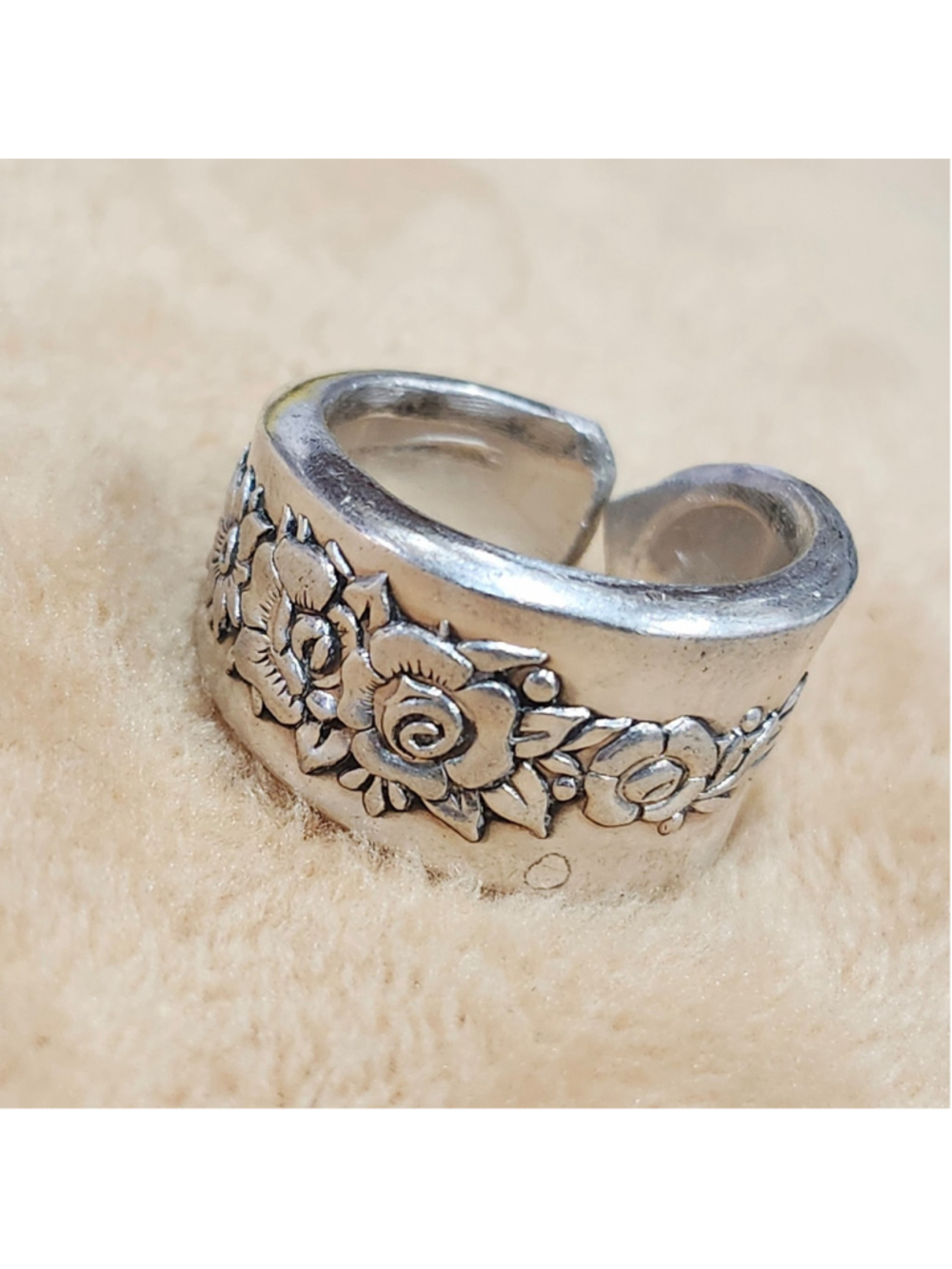 Ring size 7½ Silverwear ONEIDA silverplate 1954 ROYAL ROSE